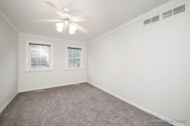 Building Photo - 325 N Loomis St