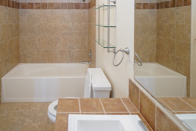 Building Photo - 1254 E Winding Creek Dr