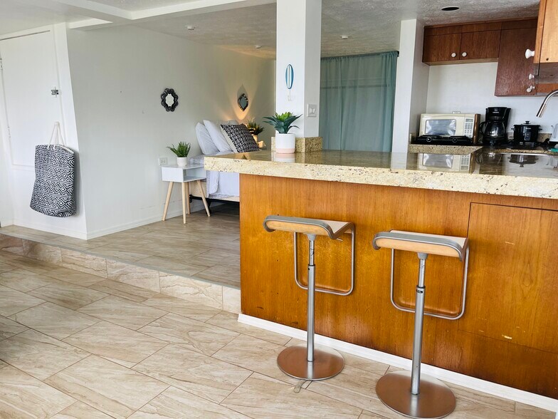 Building Photo - 4145 Akulikuli Ter