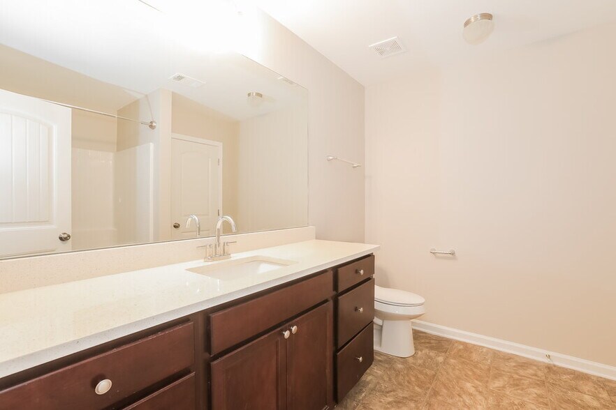 Building Photo - 155 Rockingham Dr