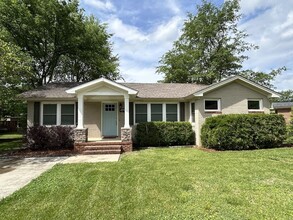 Building Photo - 1931 Stevens Dr NE
