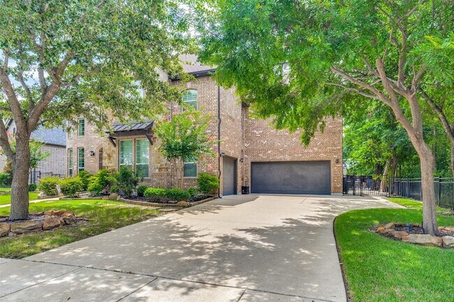 Building Photo - 2901 Merryglen Ln