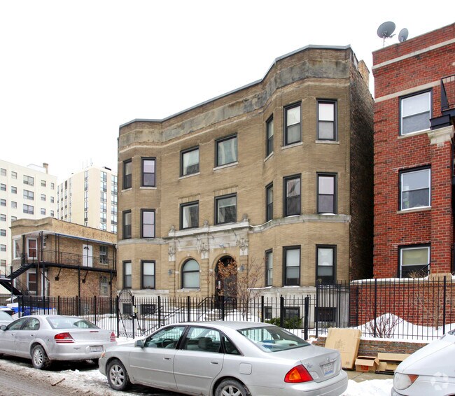 Building Photo - 831-33 W Windsor Ave