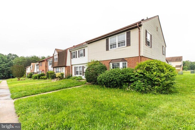 Building Photo - 322 Clay St