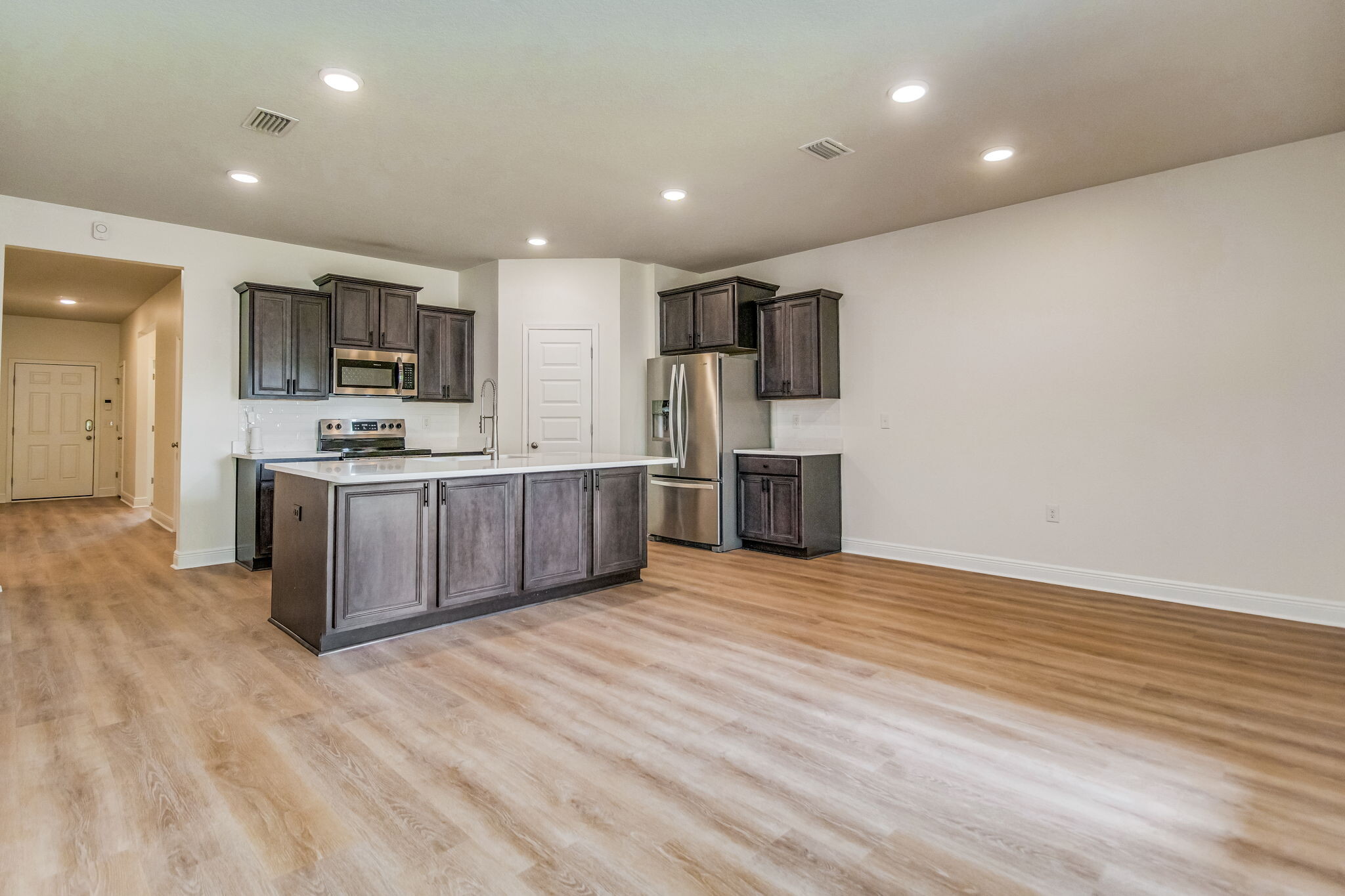 Kitchen open to Dining Area - 5333 Talon Rd