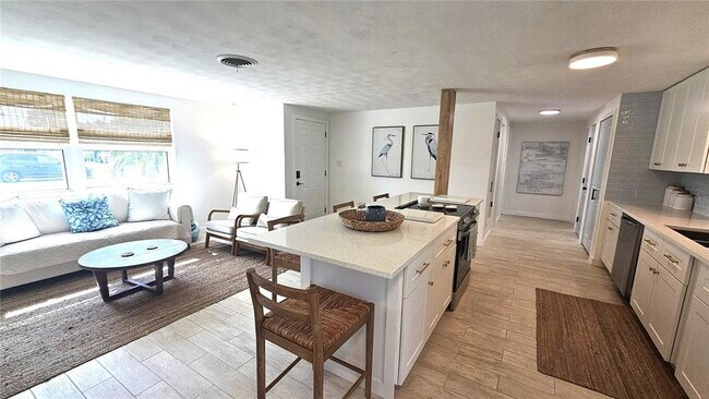 Building Photo - 1210 Maryknoll Rd