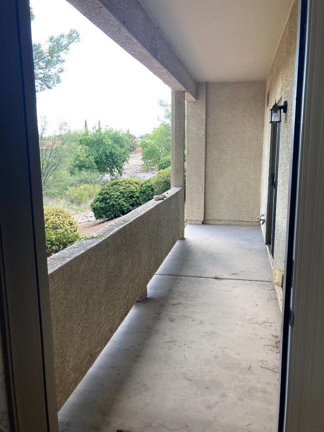 Building Photo - 955 Salida Ln