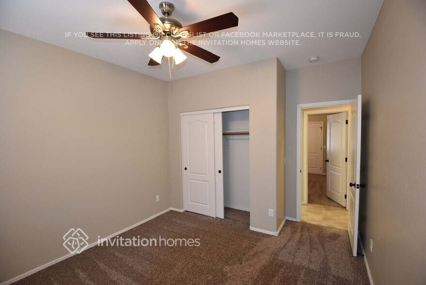 Building Photo - 4575 E Campbell Ct