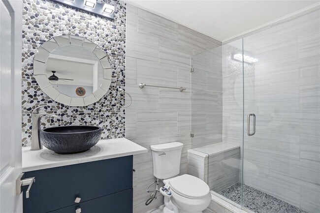 Building Photo - 2121 Park St N