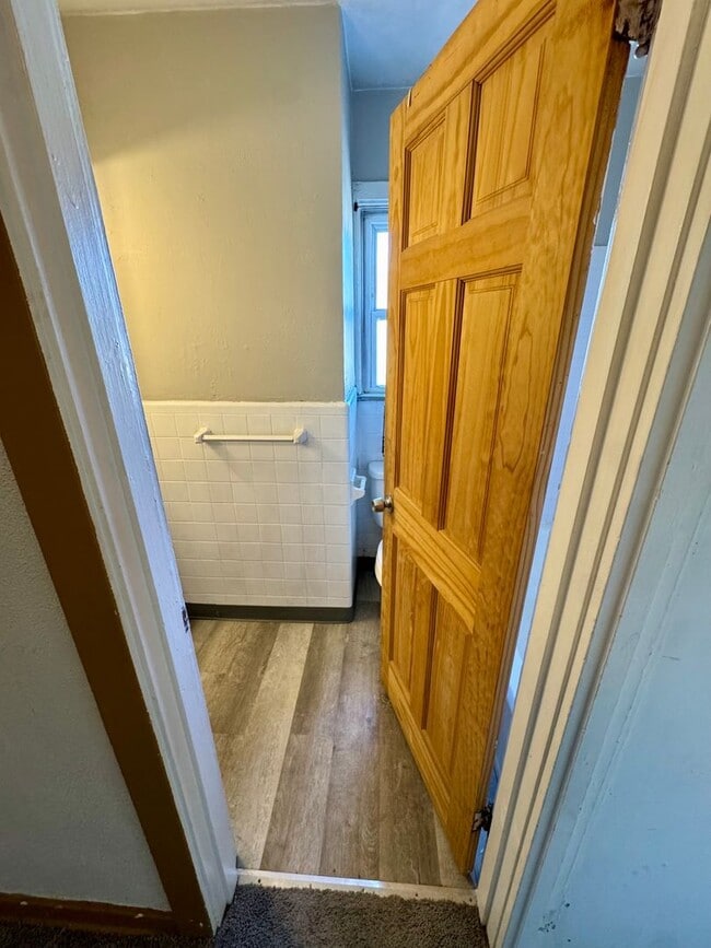 Building Photo - 732 Idlewood Ave