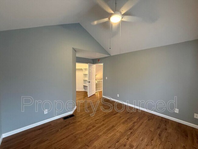 Building Photo - 428 Phoenix Ave