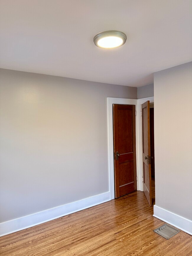 Building Photo - 34 Bakerdale Rd