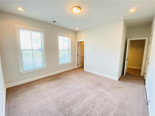 Building Photo - 2480 Scarlet Maple Alley