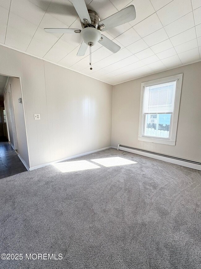 Building Photo - 126 Chamone Ave