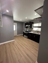 Kitchen - 1535 Freeman Ave