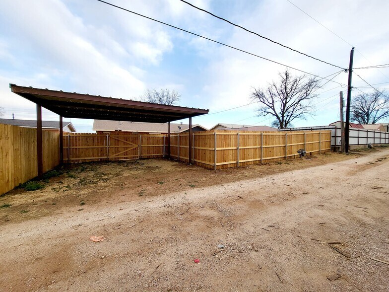 Building Photo - 3505 Houston Ave