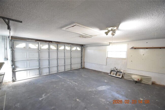 Building Photo - 7742 Yucca Dr