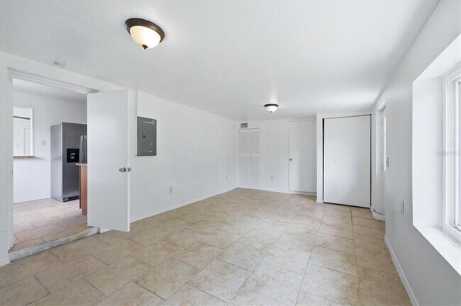 Building Photo - 3719 Papai Dr