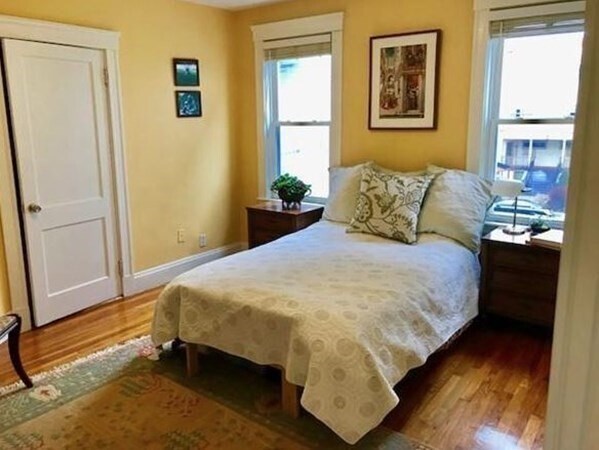 Building Photo - 57 Dimick St