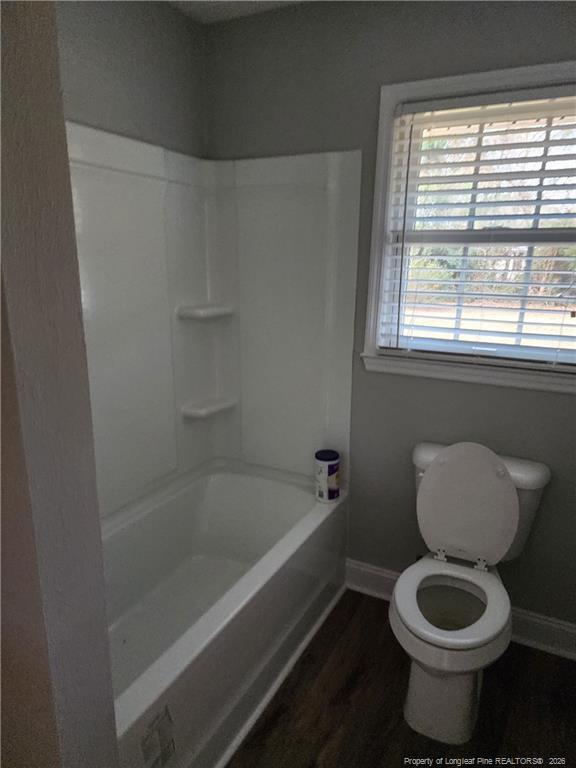 Building Photo - 1303 Middle Rd