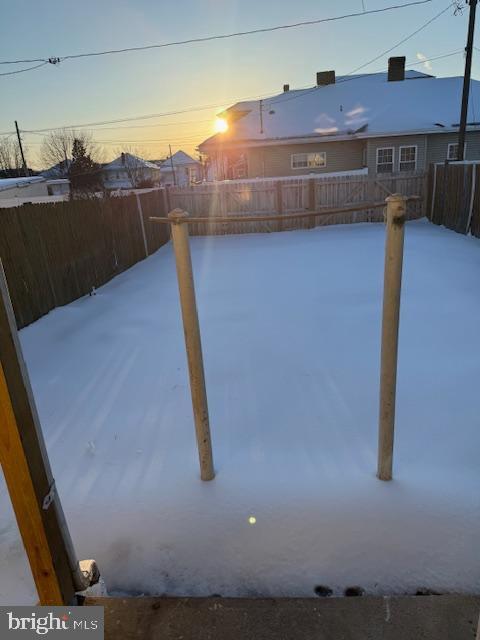 Building Photo - 704 S Pershing Ave