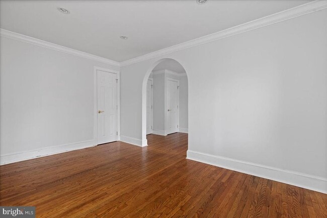 Building Photo - 182 W Court St