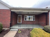 Building Photo - Single Family Home