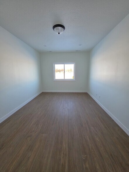 Building Photo - 1227 Wisteria Ln
