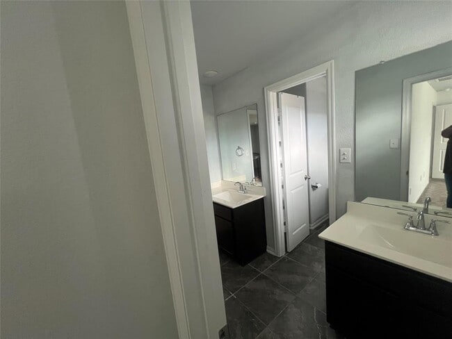 Building Photo - 1153 Leadtree Loop