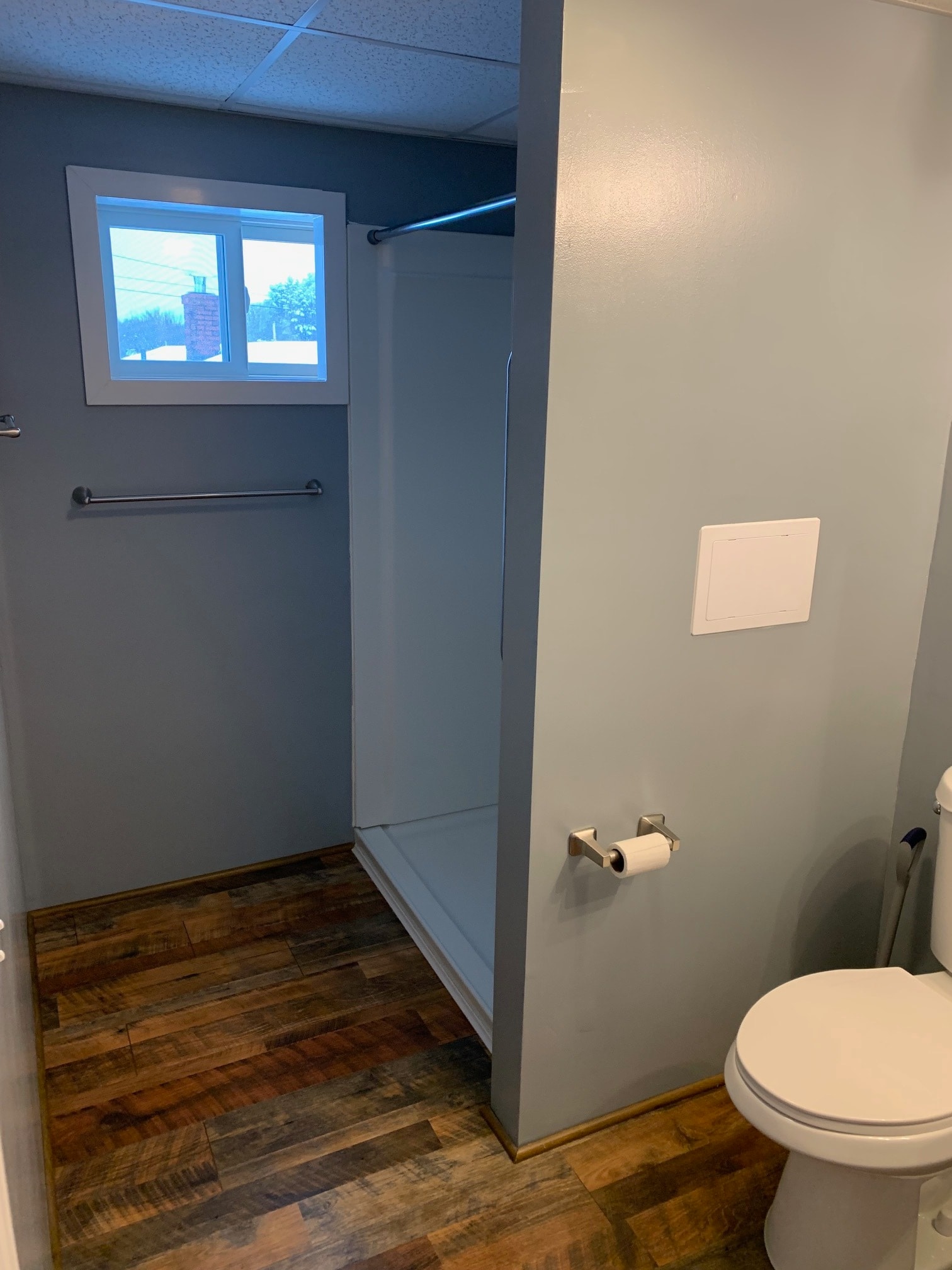 Building Photo - 161 Rowe Ave