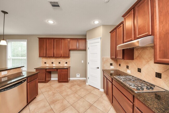 Building Photo - 18006 E Williams Bend Dr