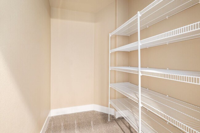 Building Photo - 345 Timber Creek Dr