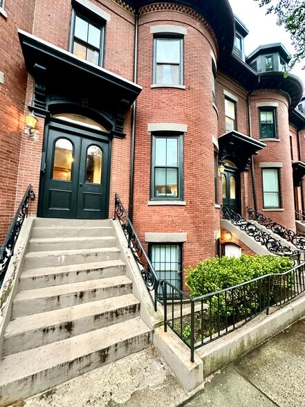 Building Photo - 93 E Brookline St