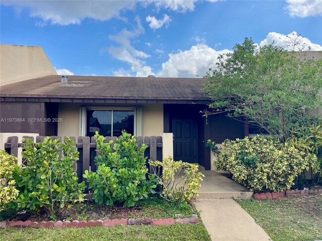 Building Photo - 11315 SW 123rd Ave