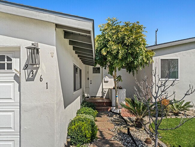 Building Photo - Showing Times: Every Friday 1:00PM - 2:00PM Every Saturdays 1:30PM - 2:30PM