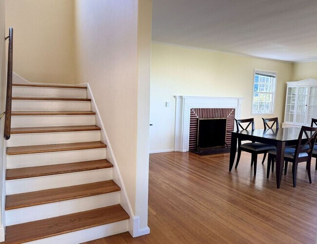 Building Photo - This is a Berkeley Lifestyle. | 3BR | 1.5BA | 1,450 SF | Just Steps from Campus