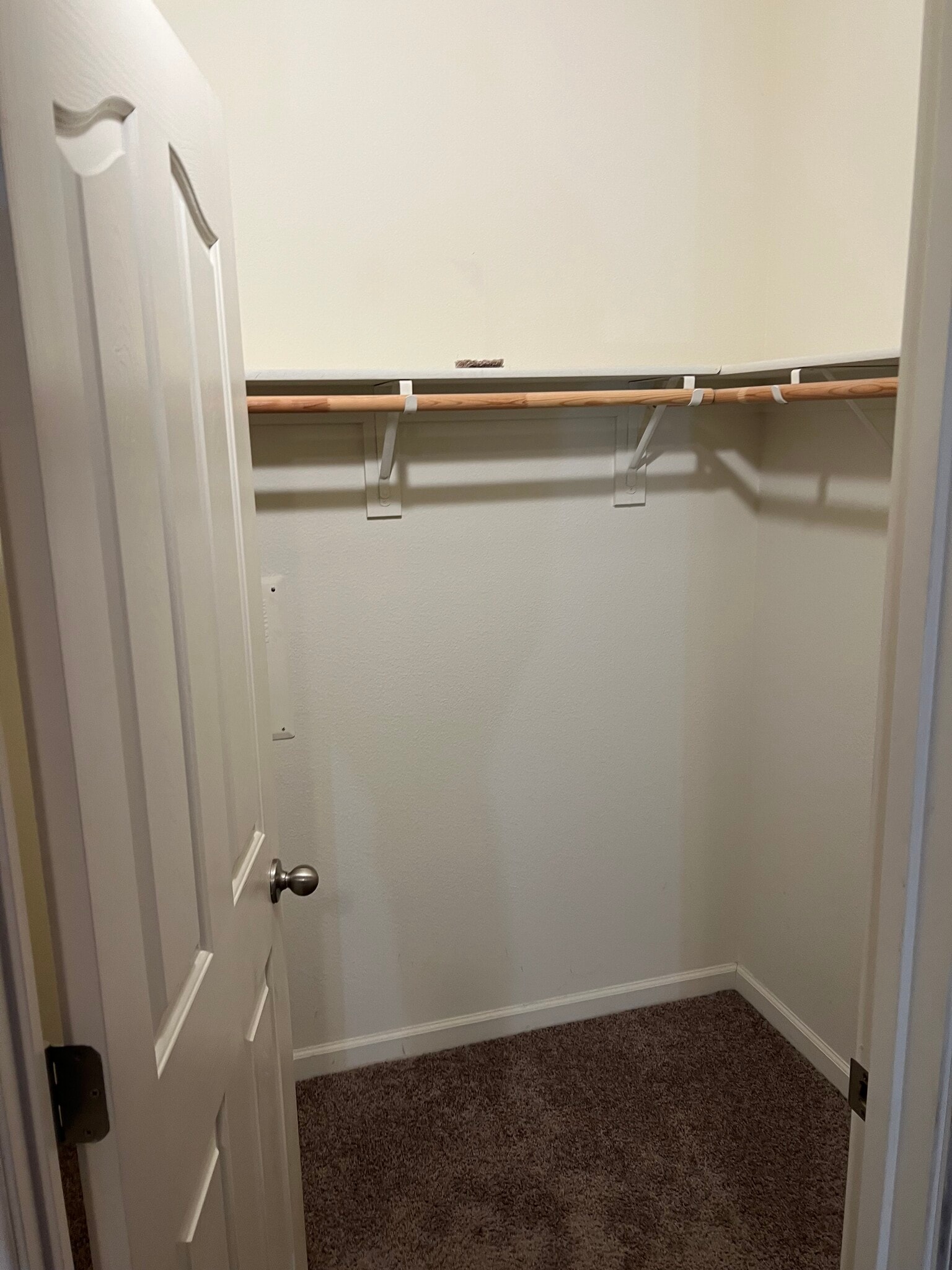 Primary Bedroom Walk In Closet - 4354 Strathmore Pl