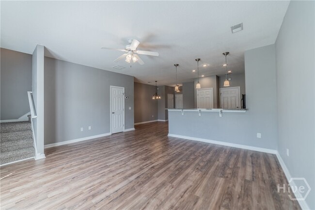 Building Photo - 580 Canyon Oak Loop