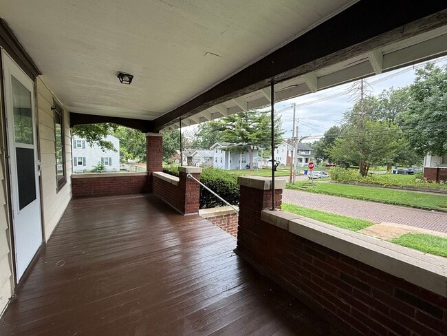Building Photo - 396 S Mc Clellan Ave