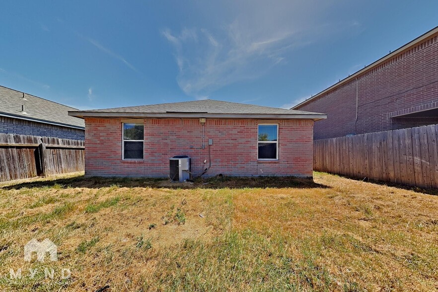 Building Photo - 4041 Salty Marsh
