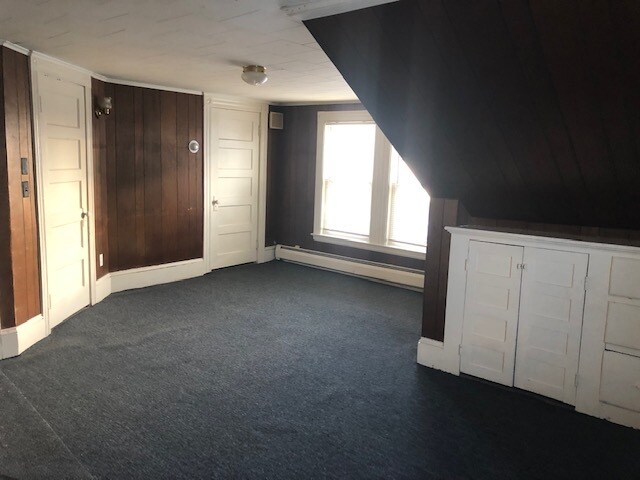 Building Photo - 90 Elm St