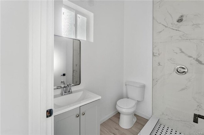 Building Photo - Modern living in this brand new 3 bedroom 3 bathroom home