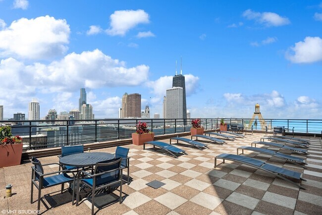 Building Photo - 401 E Ontario St