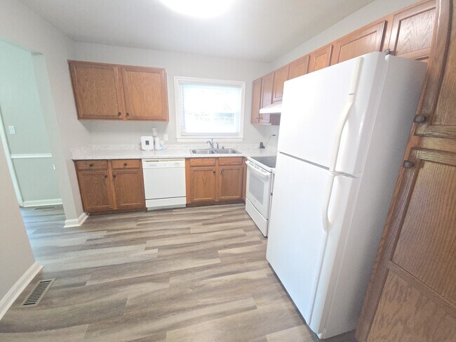 Building Photo - 8802 Malvern Hill Rd