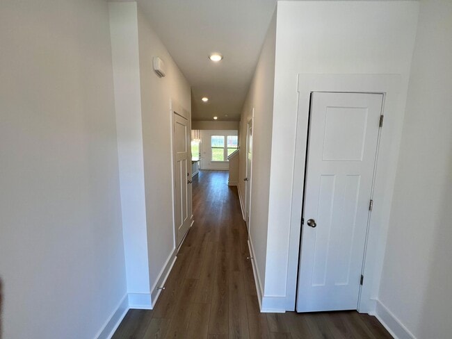 Building Photo - 1242 Cherry Orch Rd