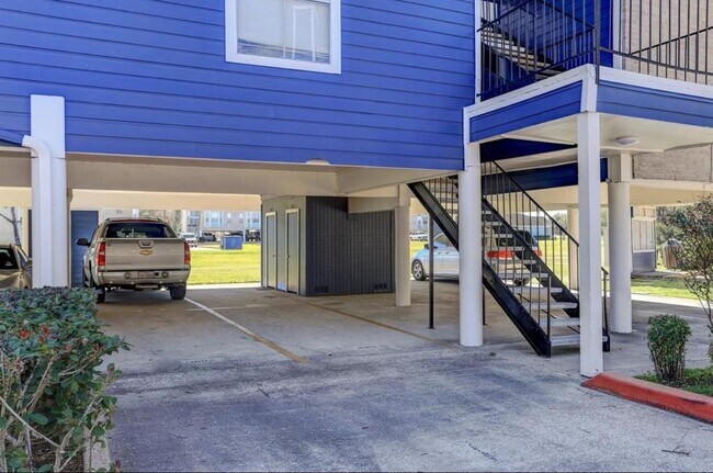 Building Photo - 18519 Egret Bay Blvd