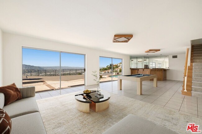 Building Photo - 1916 Rams Horn Ct