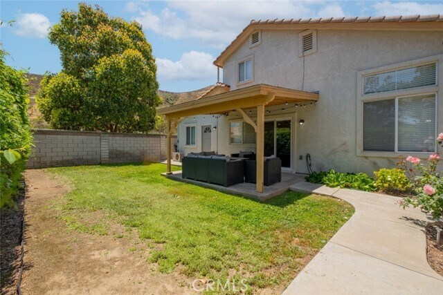 Building Photo - 2052 Chenault Pl