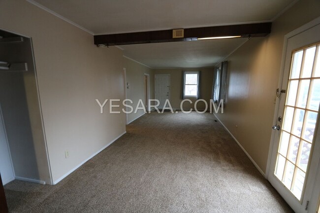 Building Photo - 2 Bedroom 1 Bath House