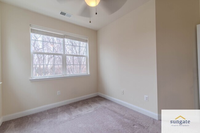 Building Photo - 5757 Richards Valley Rd